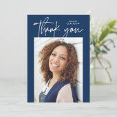 Moderne Kalligrafie - Zwei-Foto-Abschluss Dankeskarte (Stehend Vorderseite)