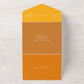 Moderne Kalligraphie Ochre Yellow Gold Hochzeit Al All In One Einladung (Außenbereich)