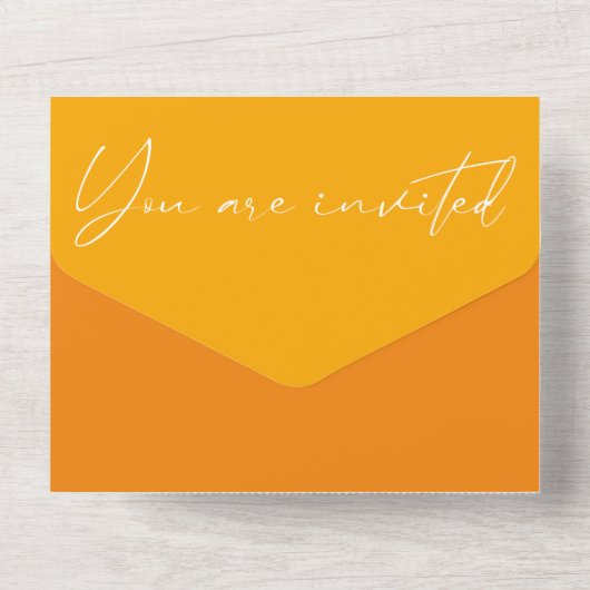 Moderne Kalligraphie Ochre Yellow Gold Hochzeit Al All In One Einladung (Rückseite)