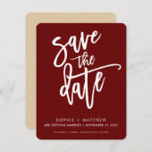 MODERNE Kalligraphie-Schrift, die Maroon-Rot schre Save The Date (Vorne/Hinten)