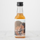 Moderne kalligraphische Foto-Verlobung Alkoholflaschenetikett (Vorderseite)