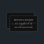 Moderne kalligraphische Hochzeitsregister Schwarz Begleitkarte<br><div class="desc">Moderne trendige Kalligrafie Script Wedding Registry Insert Card. Schwarz/Weiß</div>