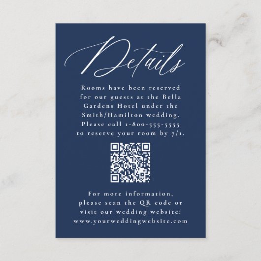 Moderne kalligraphische Navy QR Code Hochzeitdetai Begleitkarte (Vorderseite)