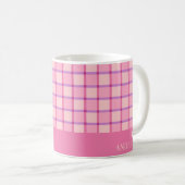 Moderne karierte rosa lila personalisierte kaffeetasse (VorderseiteRechts)