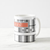 Moderne Karierte Schwarz-Weiß-Klassik-Tasse Kaffeetasse (VorderseiteRechts)