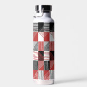 Moderne Karos mit Linien, Schwarz, Rot, Weiß, Grau Trinkflasche (Rechts)