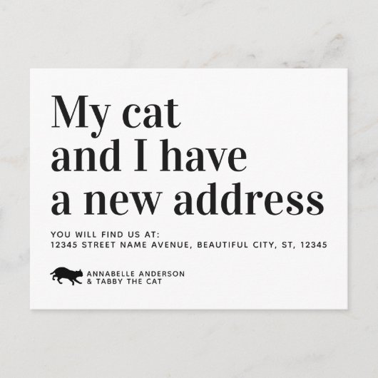 Moderne Katze, die wir in die neue Adresse verscho Ankündigungspostkarte (Vorderseite)