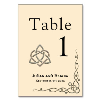 Moderne keltische Symbole und Blattwerk Tischnummer