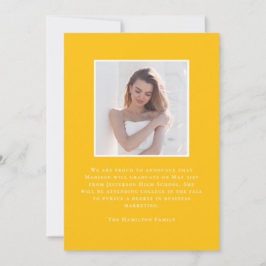 Moderne Klasse 2025 Gelb 2 Foto Abschluss Ankündigung (Rückseite)