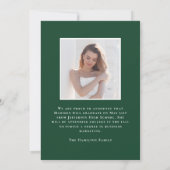 Moderne Klasse 2025 Green Grad 2 Foto Abschluss Ankündigung (Rückseite)