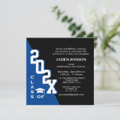 Moderne Klasse der Blue Black Graduation Party 202 Einladung (Stehend Vorderseite)