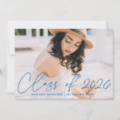 Moderne Klasse der Blue Script Graduation Party 20 Einladung (Vorderseite)