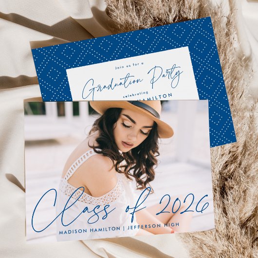 Moderne Klasse der Blue Script Graduation Party 20 Einladung