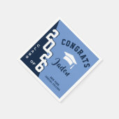 Moderne Klasse der Navy Blue Graduation Party 2023 Serviette (Ecke)