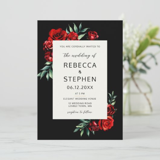 Moderne klassische Rote Rose Schwarzer Blumenrahme Einladung (Stehend Vorderseite)
