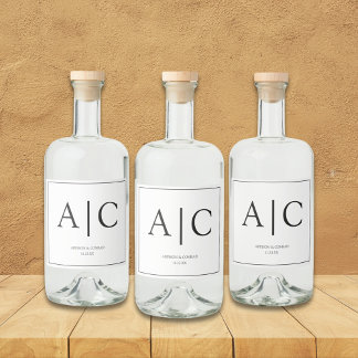 Moderne klassische White Monogram Wedding Alkoholflaschenetikett