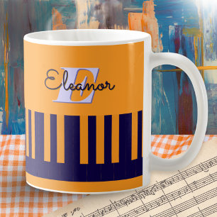 Moderne Klaviertasten in Orange und Blau mit Monog Kaffeetasse