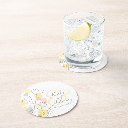 Moderne Konfetti Blume Name Datum Hochzeit Unterse Runder Pappuntersetzer (Vor Ort)