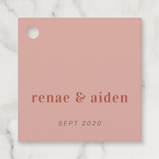 Moderne Korallenhochzeitsmarken, Rostkorallen Geschenkanhänger (Vorderseite)