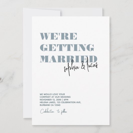 moderne kühle Minimal Dusty Blue Wavy Hochzeit Einladung (Vorderseite)