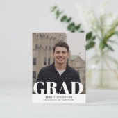 Moderne, kühne Typografie Graduierungsparty Postkarte (Stehend Vorderseite)