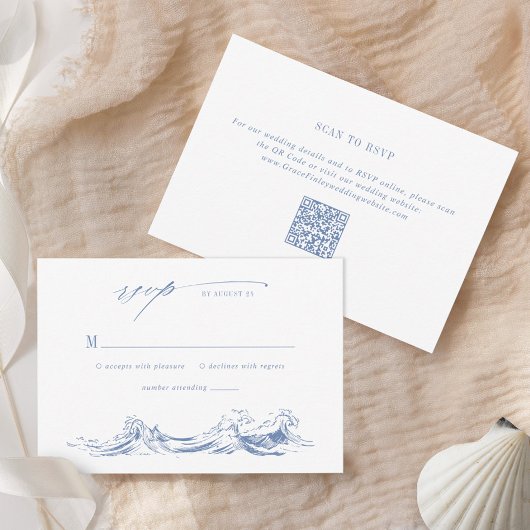 Moderne Küsten-Chic-Hochzeit mit blauem QR-Code RSVP Karte