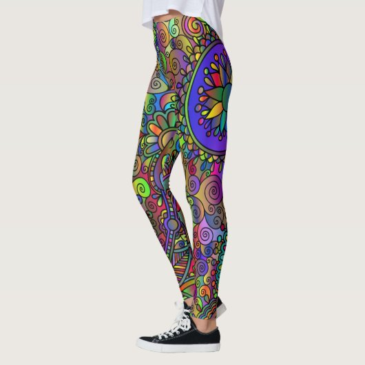 Moderne Leggings im Psychedelia-Stil (Links)