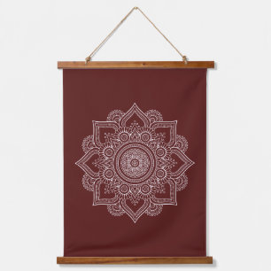 Moderne Leinwand Burgundy Red Geometric Mandala Wandteppich Mit Holzrahmen