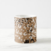 Moderne Leoparden: wilde Natur. Kaffeetasse (Mittel)