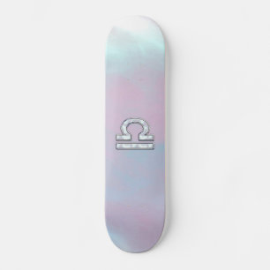 Moderne Libra Zodiac-Gebärmutter im Perlenstil Skateboard