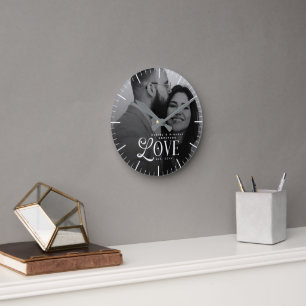 Moderne Liebe Benutzerdefiniertes Hochzeitsfoto Pa Runde Wanduhr