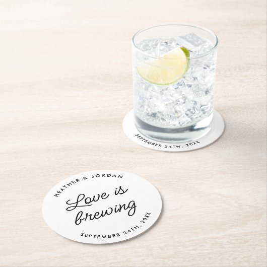 Moderne Liebe bricht Hochzeitsempfang Runder Pappuntersetzer (Vor Ort)