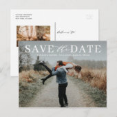 Moderne Liebe Typografie Overlay-Foto Save the Dat Ankündigungspostkarte (Vorne/Hinten)