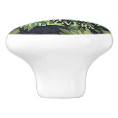 Moderne, lila Blumendekoration Keramikknauf (Seitenansicht)