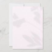 Moderne Lila Blumenschrift Elegante Hochzeit Einladung (Rückseite)