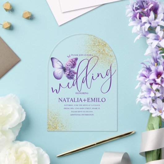 Moderne Lila Butterfly Script Minimal Wedding Acryleinladungen (Insitu (Hochzeit))