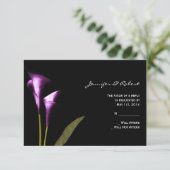 Moderne Lila Calla Liability Response Card RSVP Karte (Stehend Vorderseite)