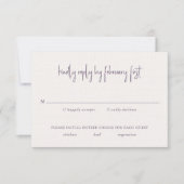 Moderne Lila handgeschriebene Skripte Elegante Hoc RSVP Karte (Vorderseite)