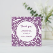 Moderne Lila Hochzeit mit Flora bedankt sich Dankeskarte (Stehend Vorderseite)