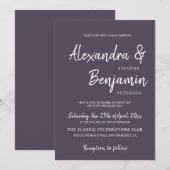 Moderne lila Hochzeitsschrift Einladung (Vorne/Hinten)