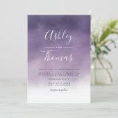 Moderne lila Lavendelhochzeit Einladung (Stehend Vorderseite)