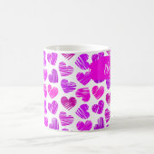 Moderne Lila rosa Doodled Hearts Valentine Name Kaffeetasse (Mittel)