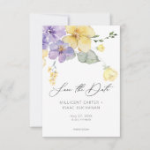Moderne Lila und gelbe Violetten Blumenzehen Save The Date (Vorderseite)