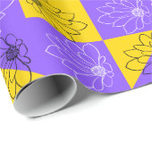 Moderne lila und goldene Tafelblumen Geschenkpapier (Rolleneckpunkt)
