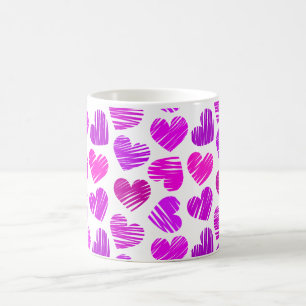 Moderne Lila und rosa Doodled Hearts Valentine Kaffeetasse