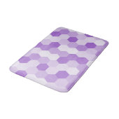 Moderne Lila Weißhexagonale Geometrie Badematte (Schrägansicht)