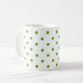 Moderne Limone grüne Polka-Punkte mit Monogramm Kaffeetasse (Vorderseite Links)