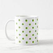 Moderne Limone grüne Polka-Punkte mit Monogramm Kaffeetasse (Links)