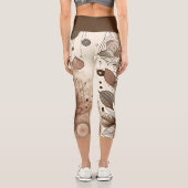 Moderne Lotus-Blume in Sepia Capri Leggings (Rückseite)