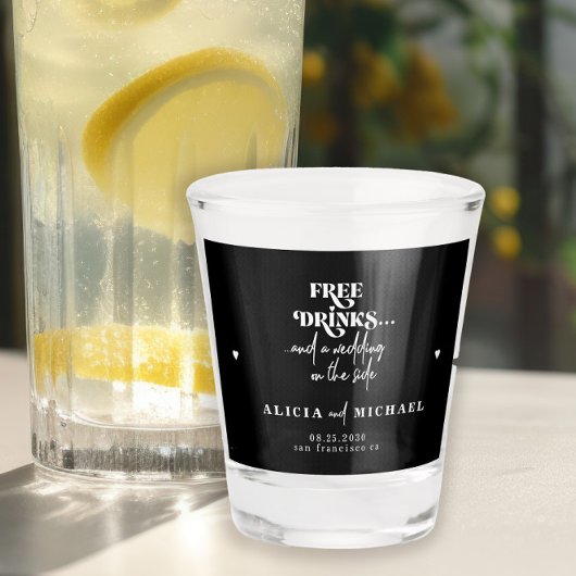 Moderne lustige, freie Getränke Hochzeit sparen da Schnapsglas